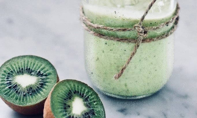 kiwi lime vegan smoothie