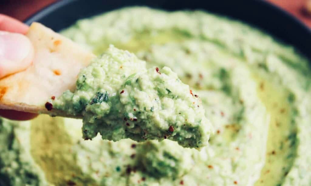 vegan green pea hummus flatbread dip